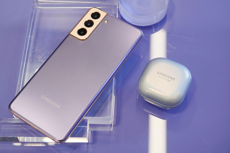 Điện thoại Samsung Galaxy S21+ 5G·| Khả năng sạc cho các thiết bị phụ kiện khác