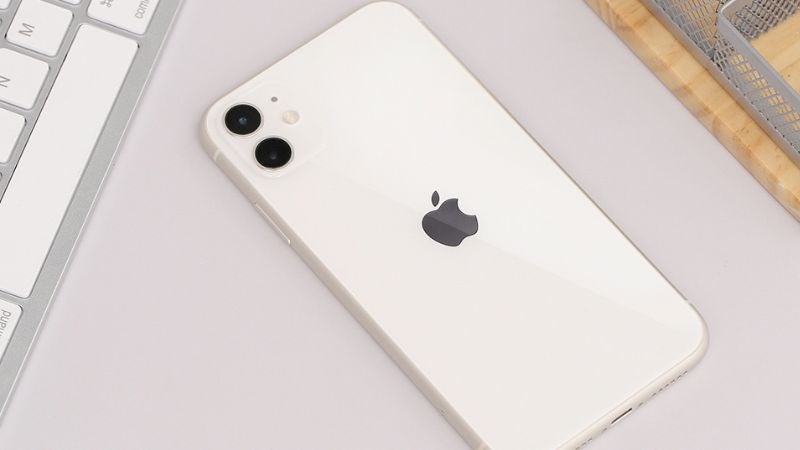 iPhone 11 128GB mang màu sắc sang trọng, bắt mắt