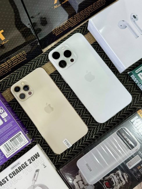 5 Mẫu iPhone Cũ Đáng Mua Nhất 2025 – Giá Tốt, Hiệu Năng Ổn Định