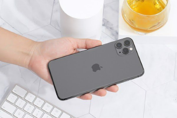 iPhone 11 Pro Max 64GB Mới 100% fullbox ( Active online) - MobileWorld